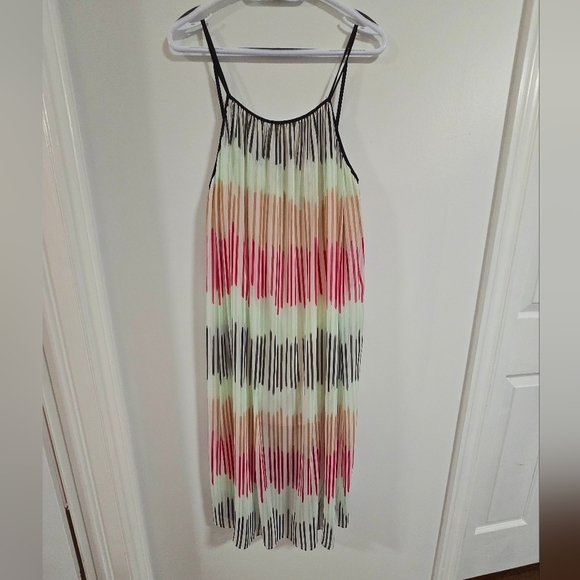 ALICE + OLIVIA Spagetti Straps Silk Black Slits Size S - Picture 1 of 7